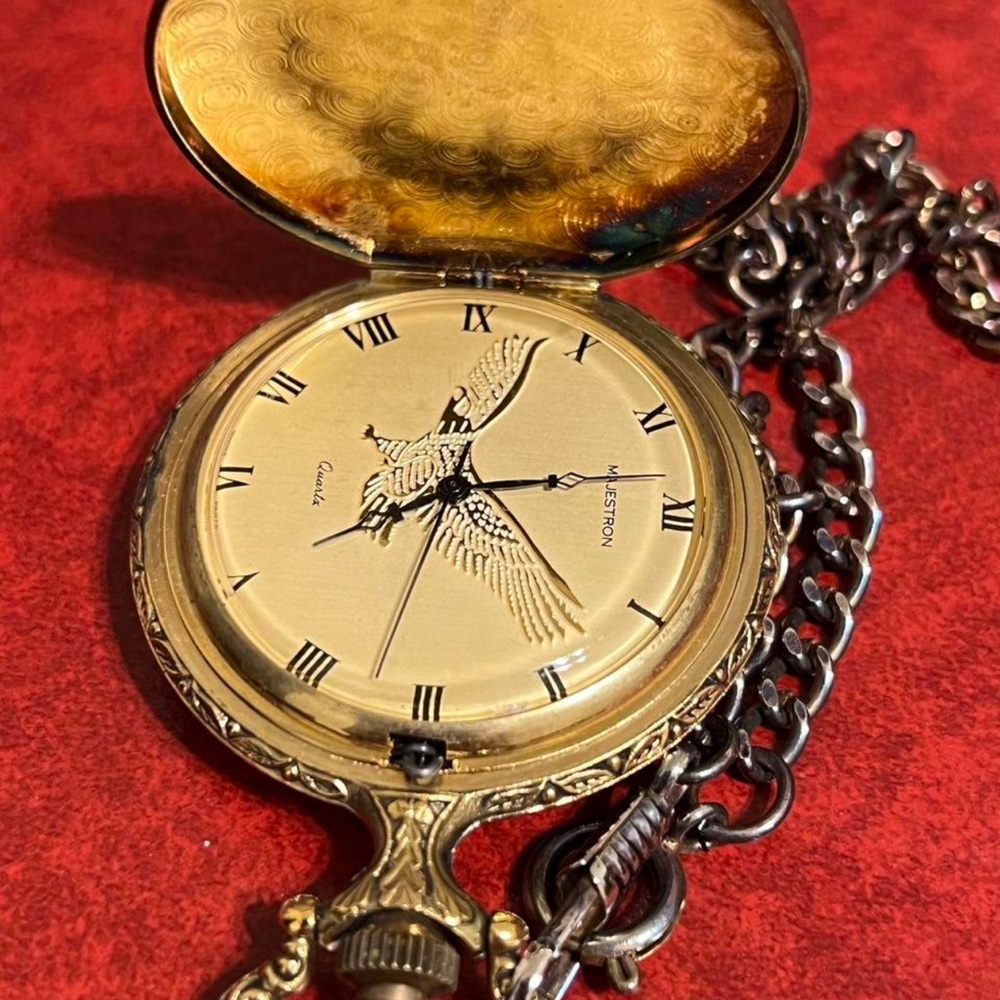 Vintage Majestron Quartz pocket watch